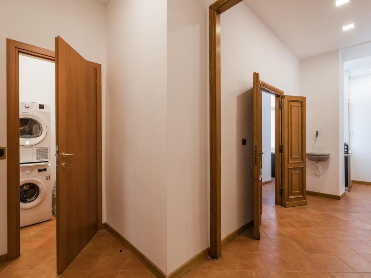 The Rent - Three-bedroom Near The Quirinale Appartement Rome